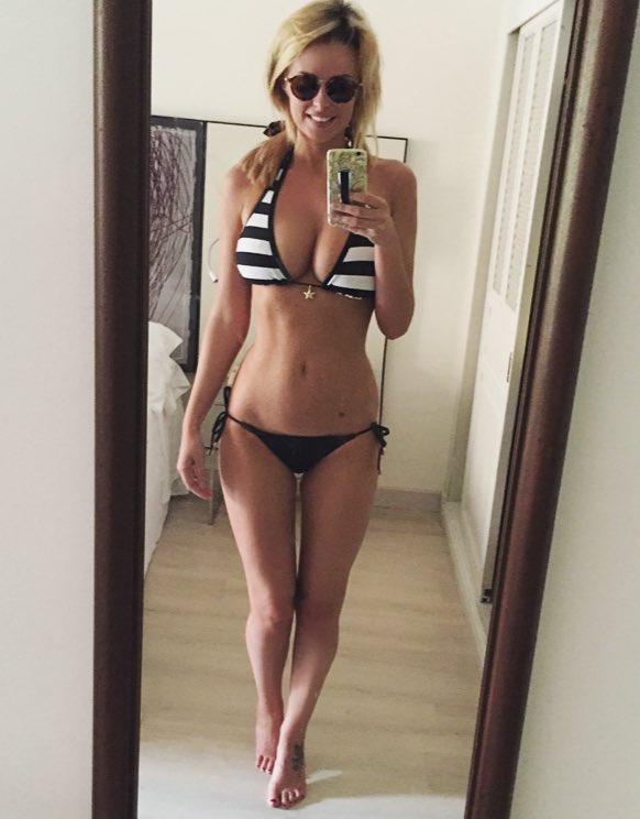 Rhian Sugden First Half Of 2016 Pictures Selfie picture 3 of 8