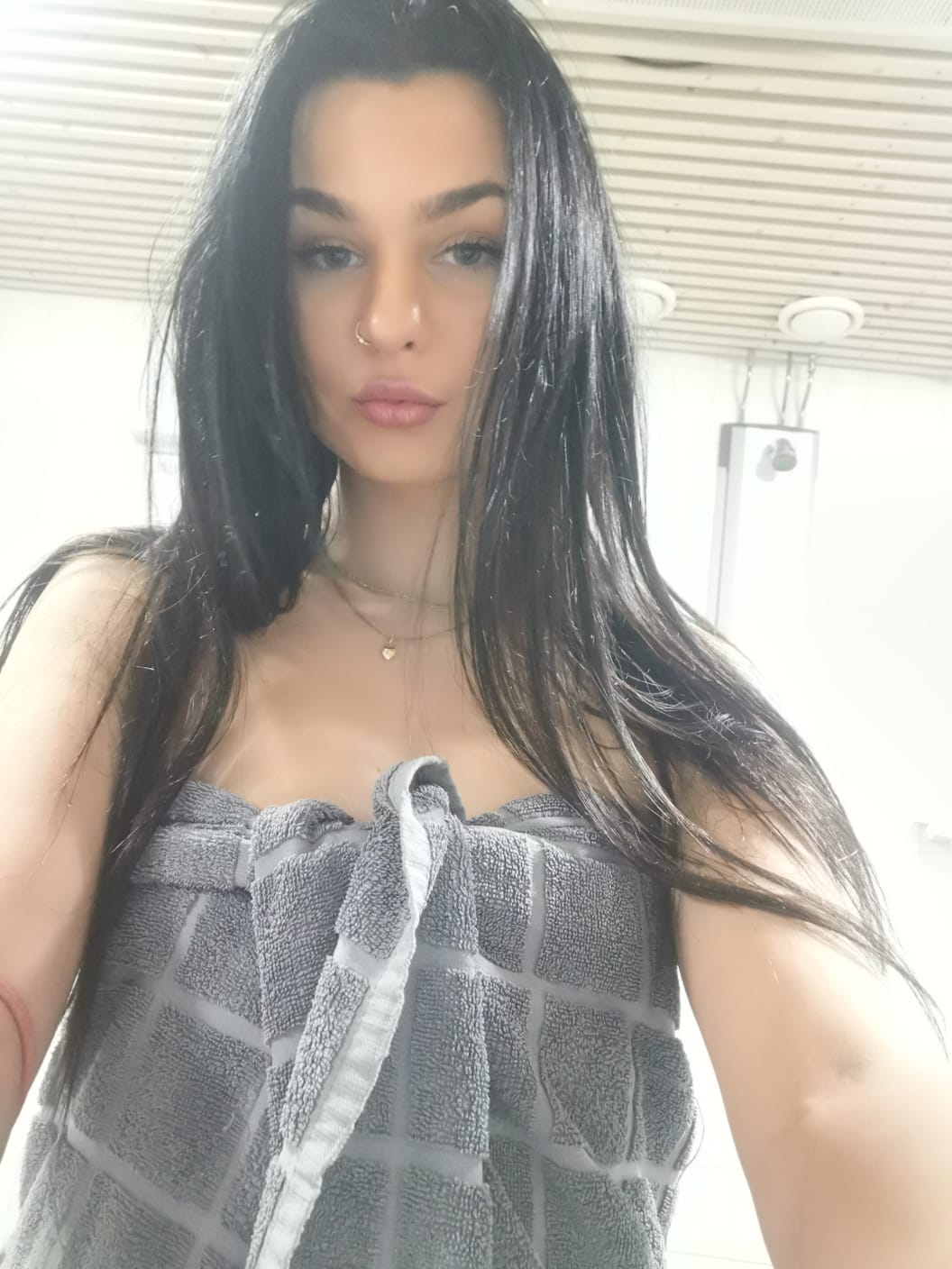 Polish Bella picture 1 of 1