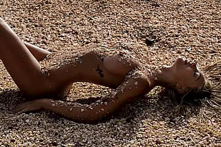 Alexis Ren'