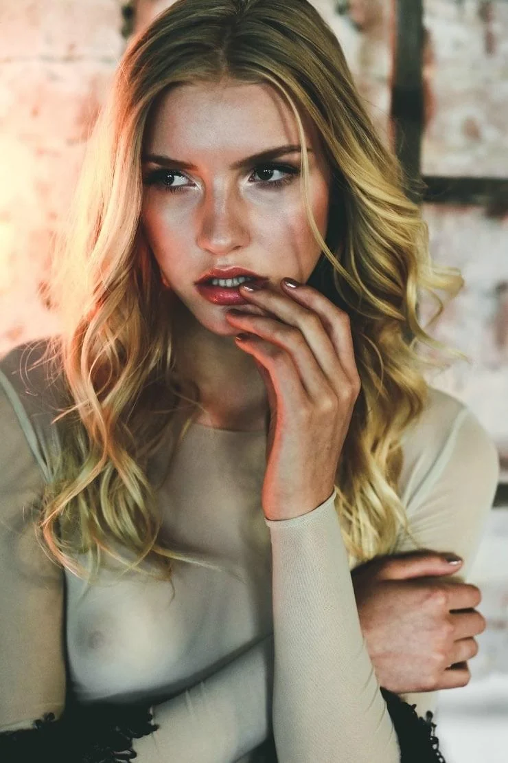 Tessa Greiner picture 2 of 2