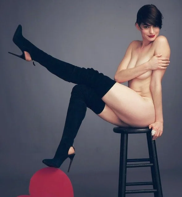 Anne Hathaway picture 2 of 3