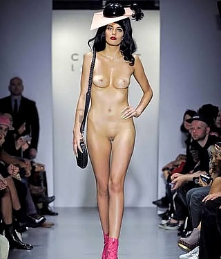 Need help IDing this model. And no, she is not Tree Carr'