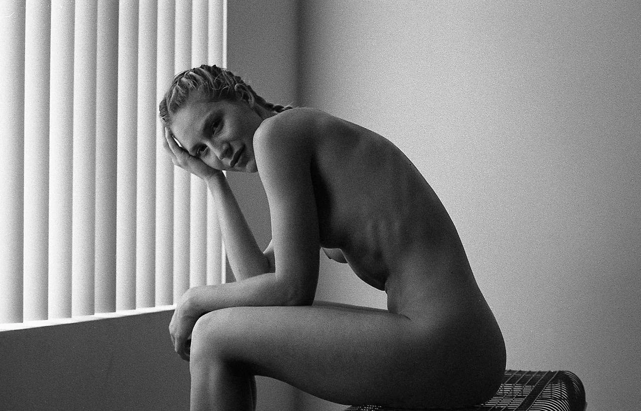 Lauren Bonner picture 2 of 3