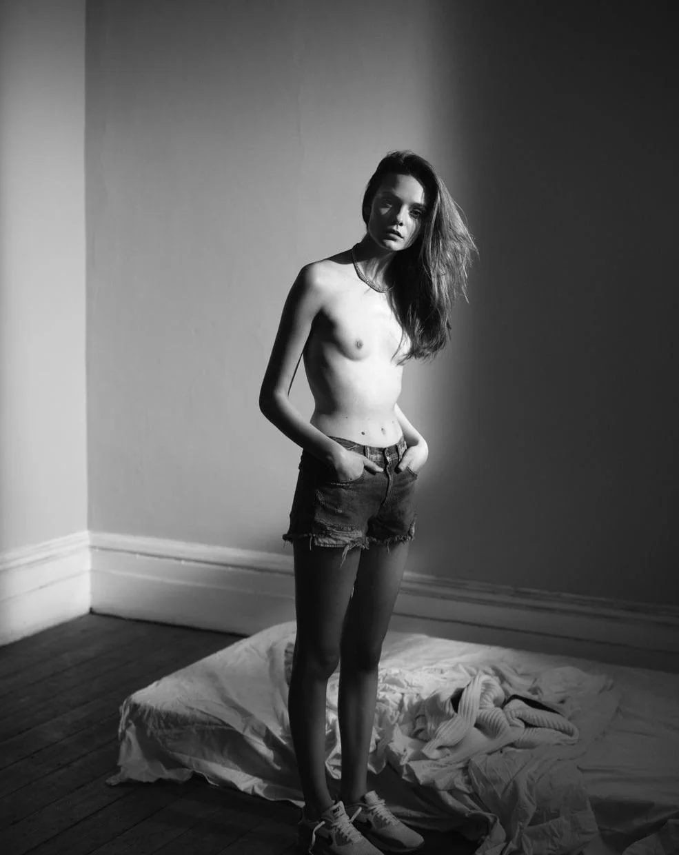 Nimue Smit picture 1 of 3