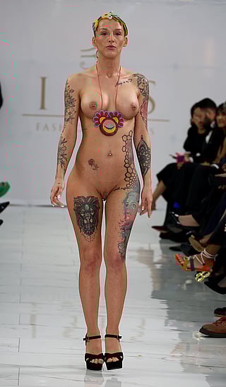 Isis Fashion Awards 2024 - Part 6 (Nude Accessory Runway Catwalk Show) Danique de Laat'