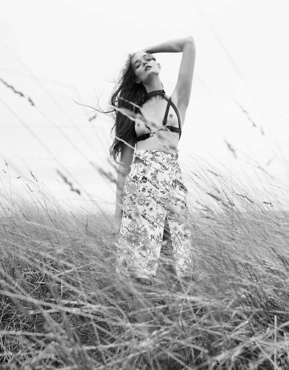 Lulu Tenney picture 3 of 3