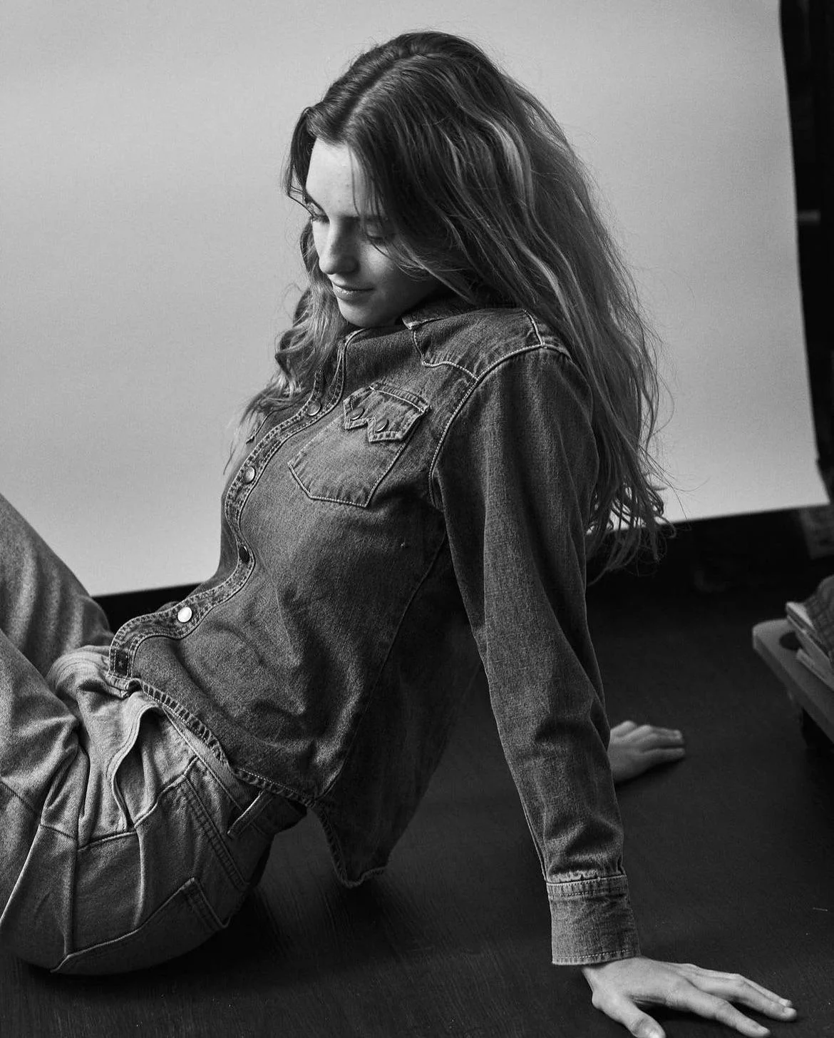 Emily Feld picture 14 of 20