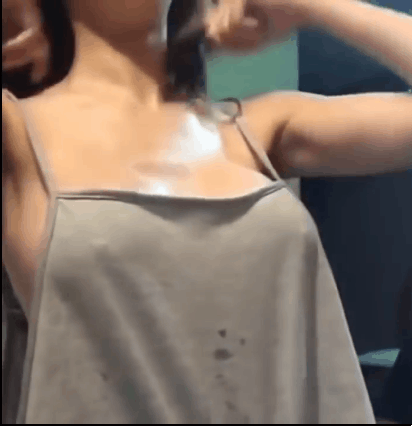 boobs picture 1 of 1