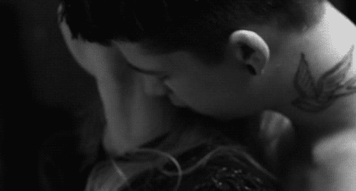 Loving Kiss picture 1 of 1