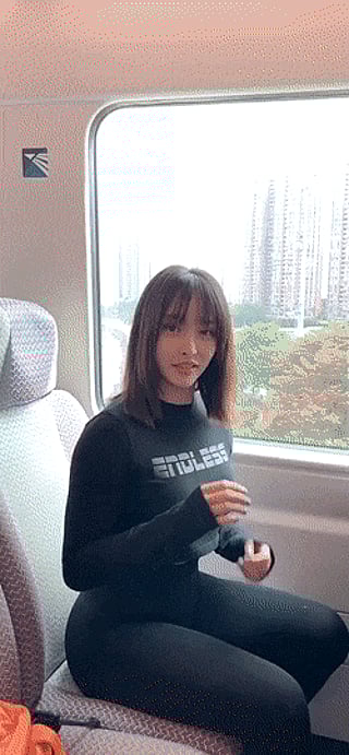 train babe so sexy'