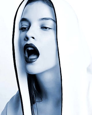 Barbara Palvin'