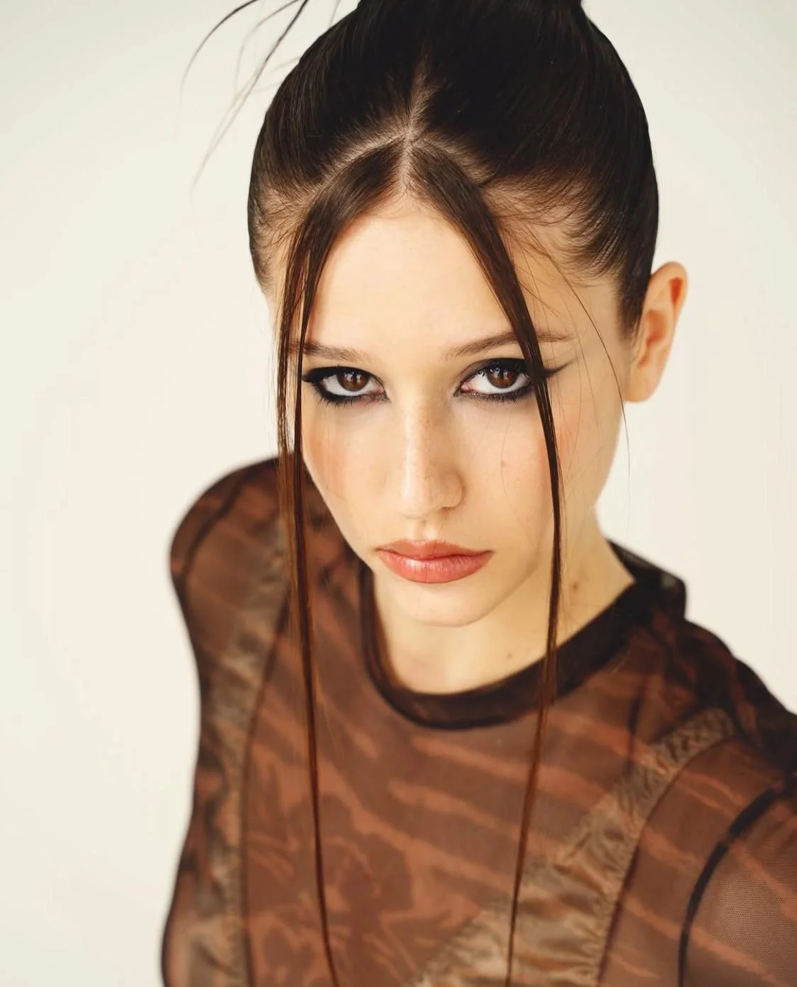 Samantha Frison picture 2 of 2