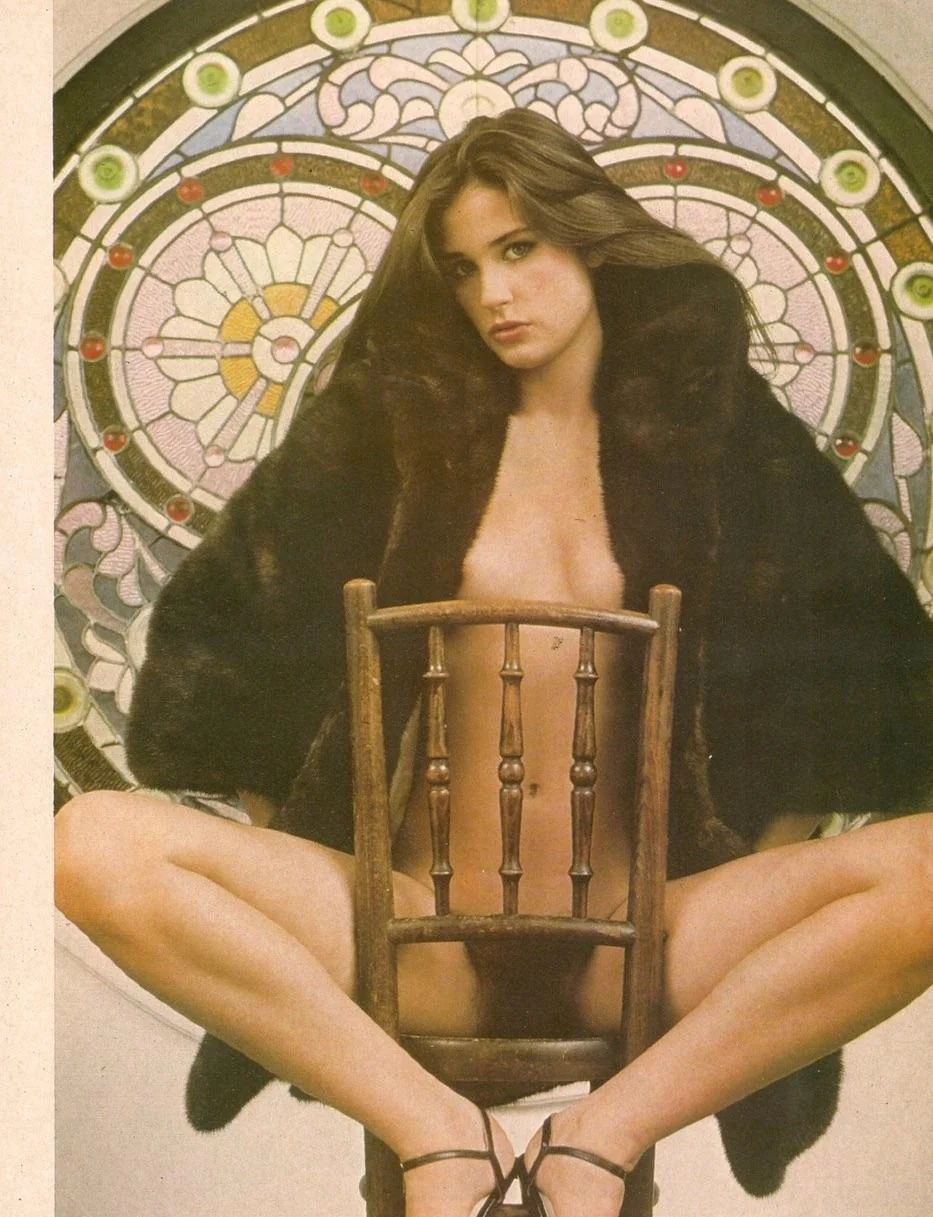 Demi Moore picture 4 of 9