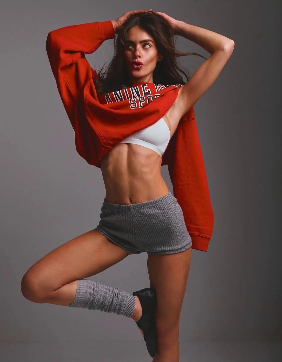 Yael Shelbia picture 3 of 3