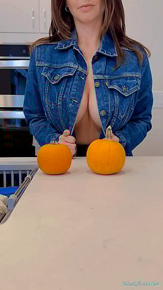 Mamas pumpkins (reveal) Mamas pumpkins (reveal)
