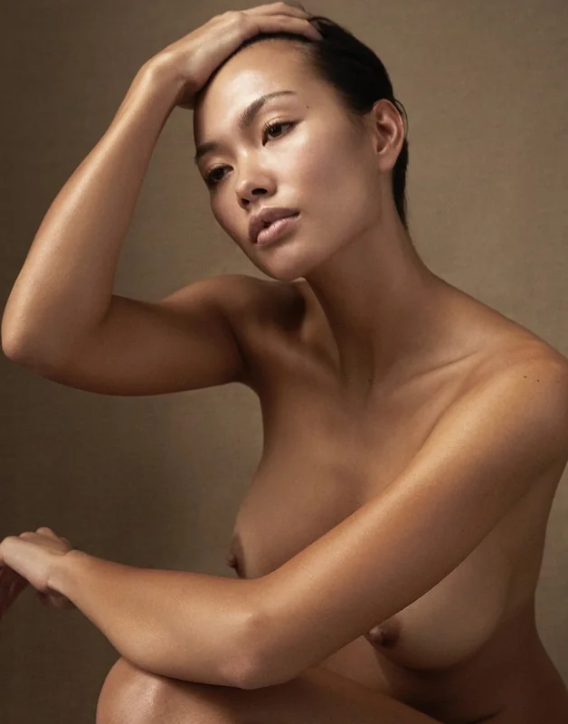 Jennifer Berg picture 2 of 3