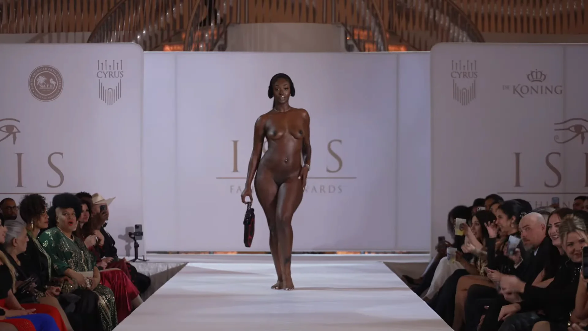 Joa Nova - Isis fashion awards 2025 picture 1 of 1