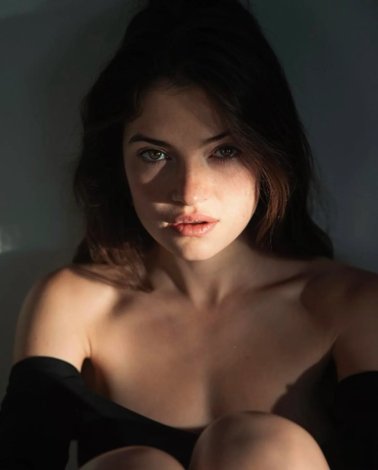 Eve Dumon picture 2 of 3