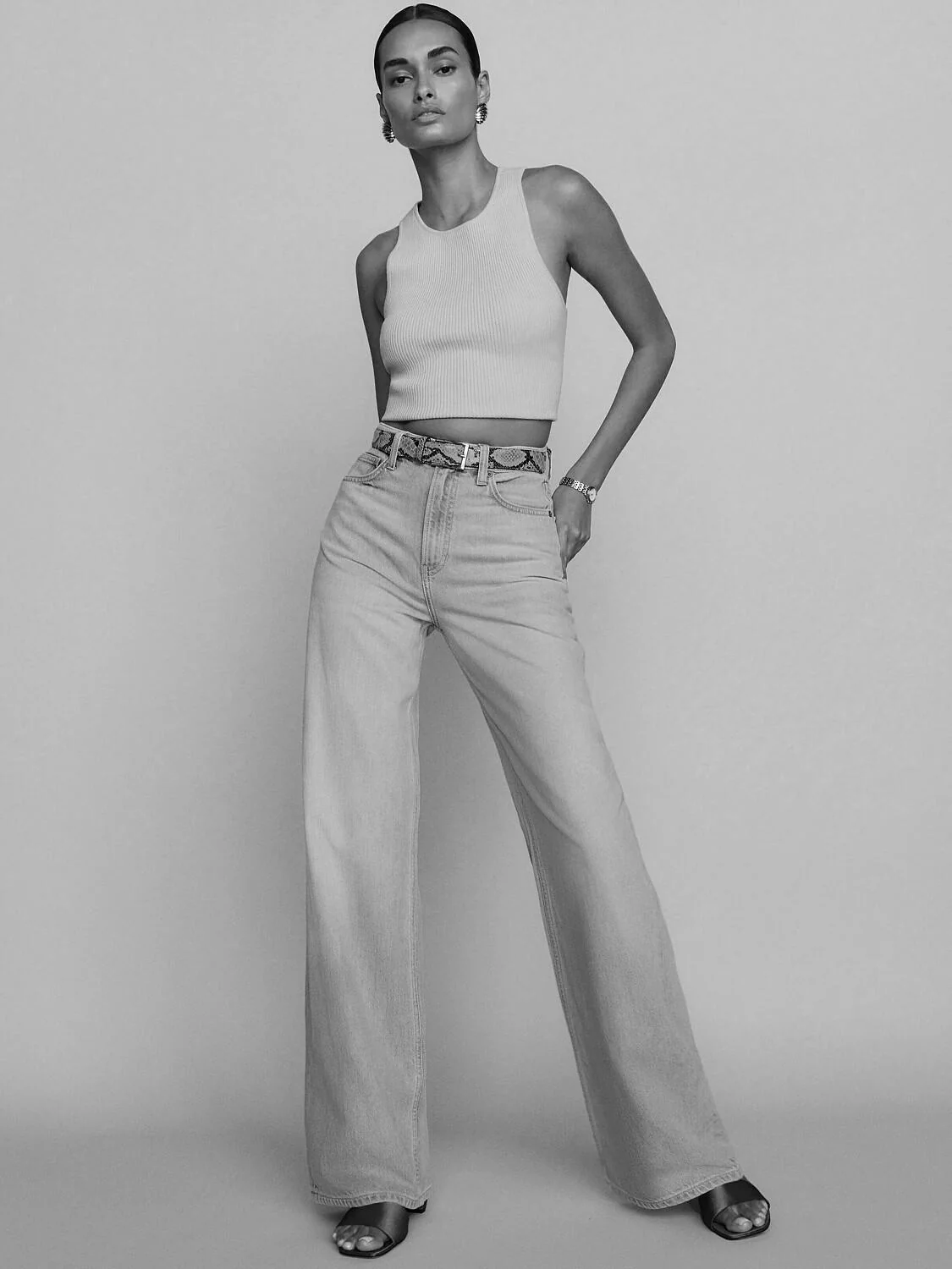 Gizele Oliveira, brazilian model picture 1 of 1