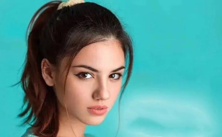Delaia Gonzales picture 1 of 7