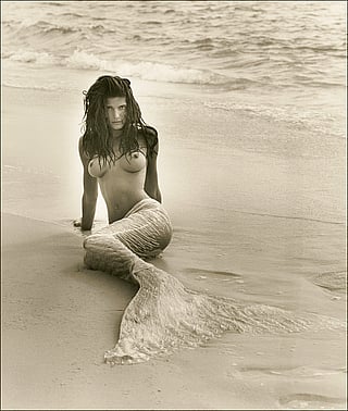 Stephanie Seymour | Playboy March 1991 -- outtake | Hawaii, 1989 | ph. Herb Ritts'