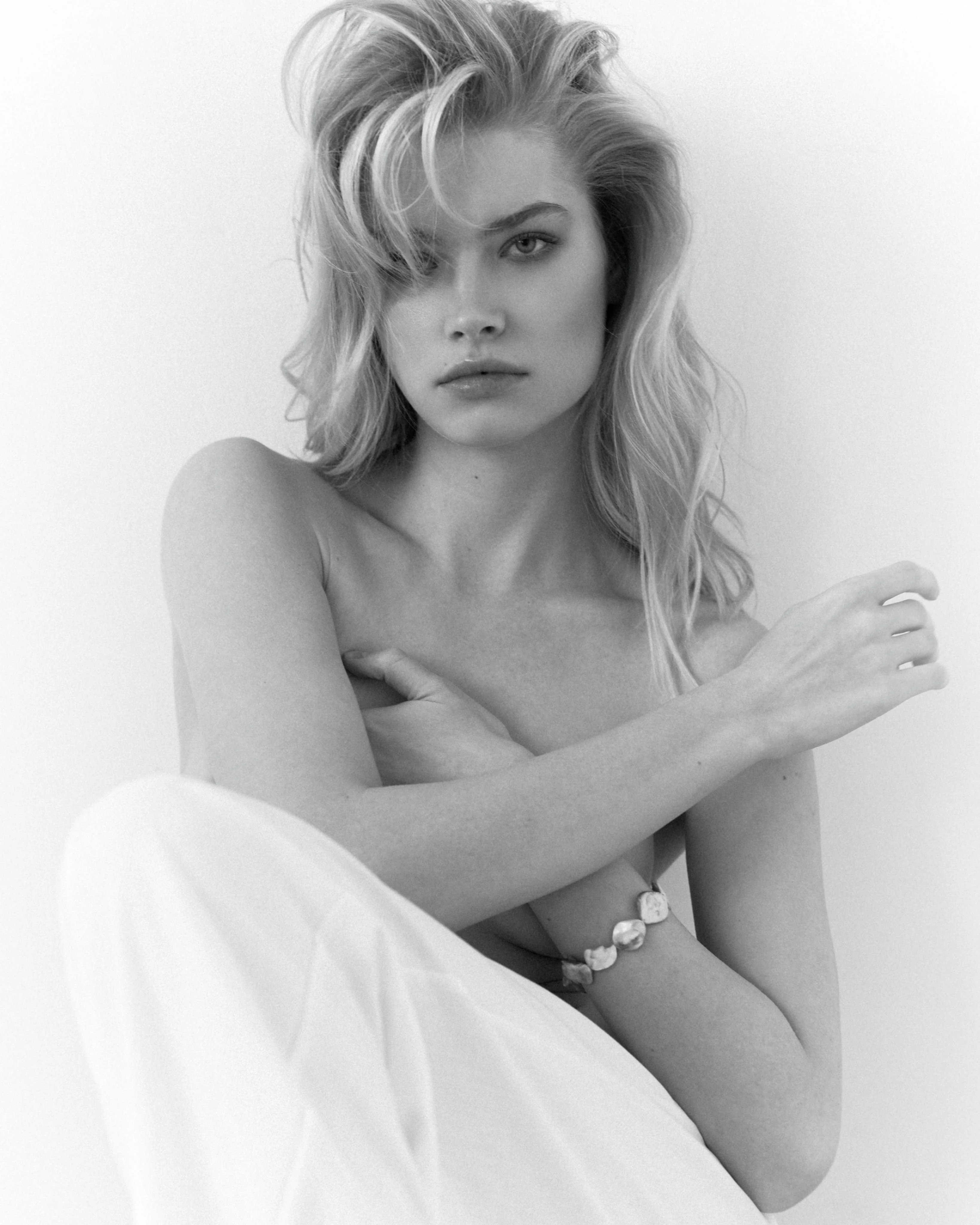 Tina Malka picture 1 of 1