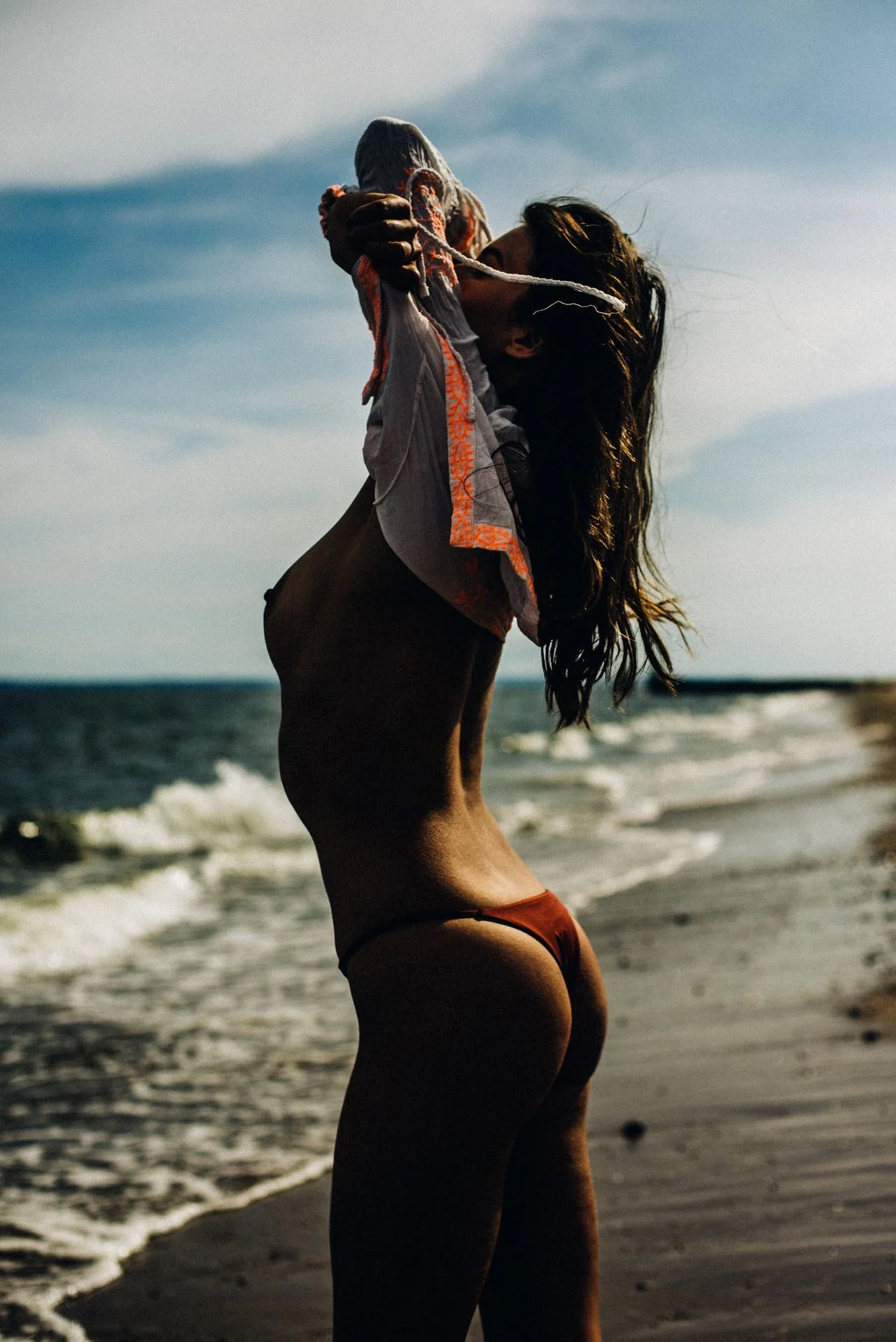 Lauren Young picture 1 of 1